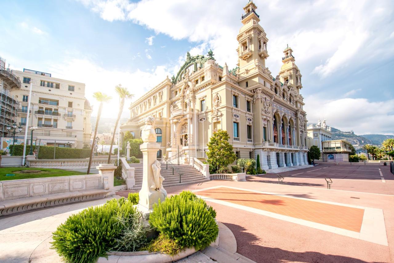 From Nice Port to Eze, Monaco & Monte-Carlo shore excursion private