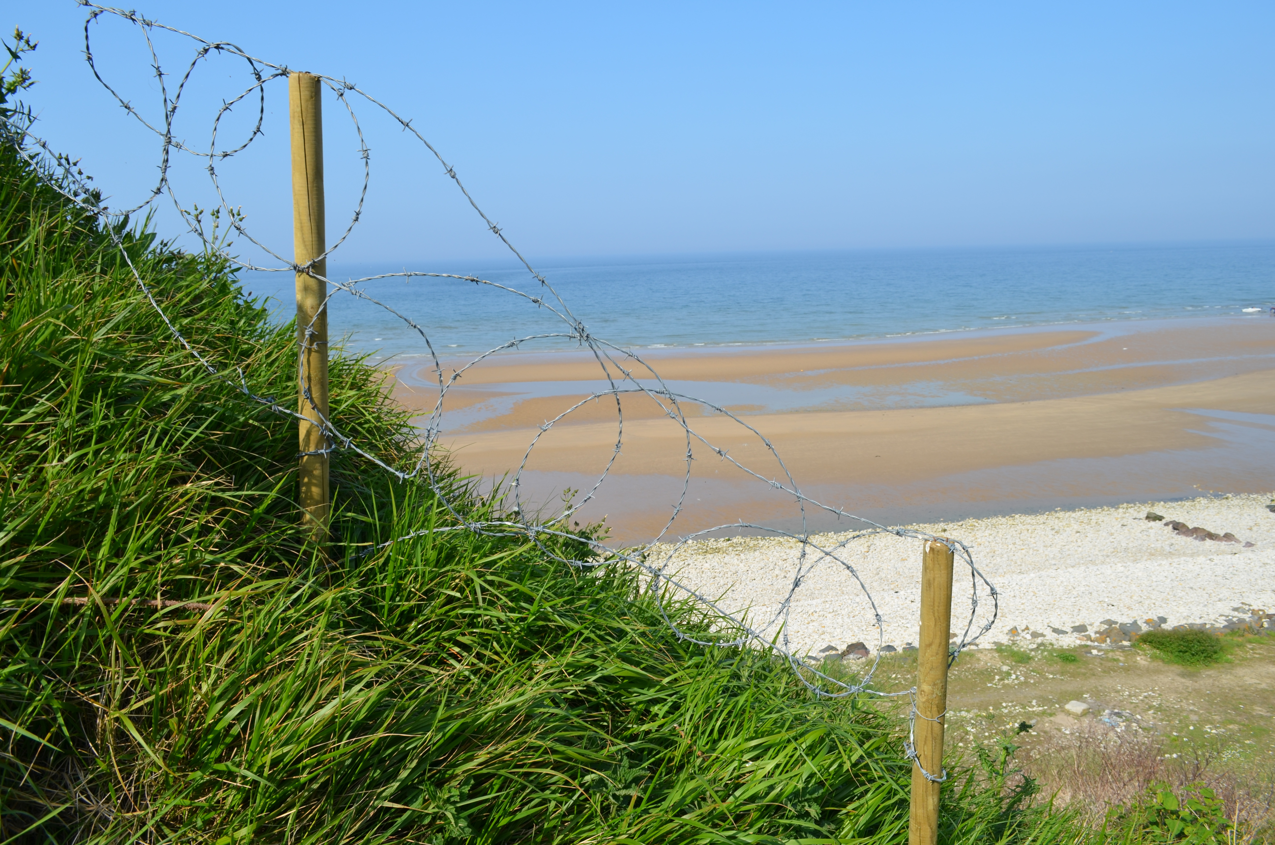 D-Day Half-day Tour from Bayeux: Pointe du Hoc, Omaha Beach & American Cemetery | Small Group (2~19 Pax)