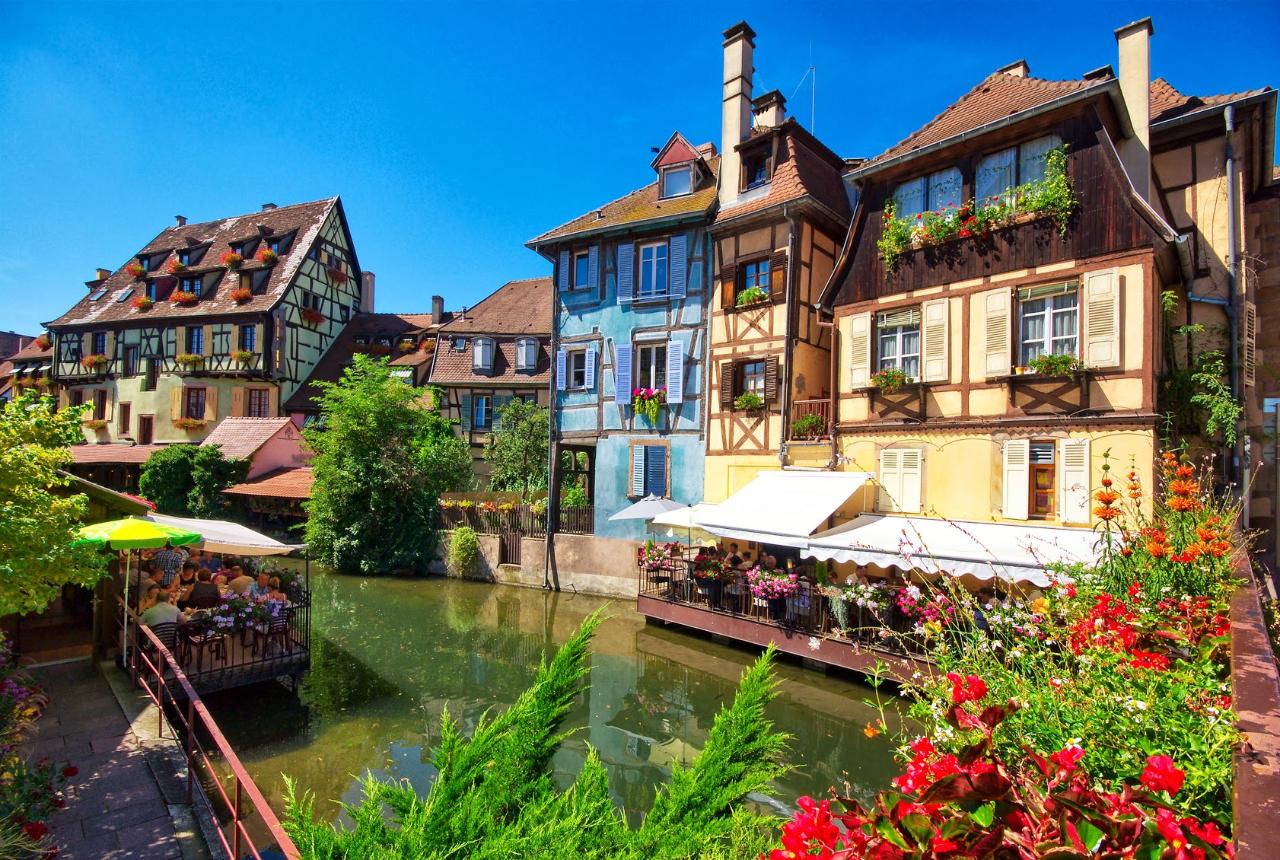 Alsace Private Day Tour: Colmar, Riquewihr & Haut-Koenigsbourg Castle