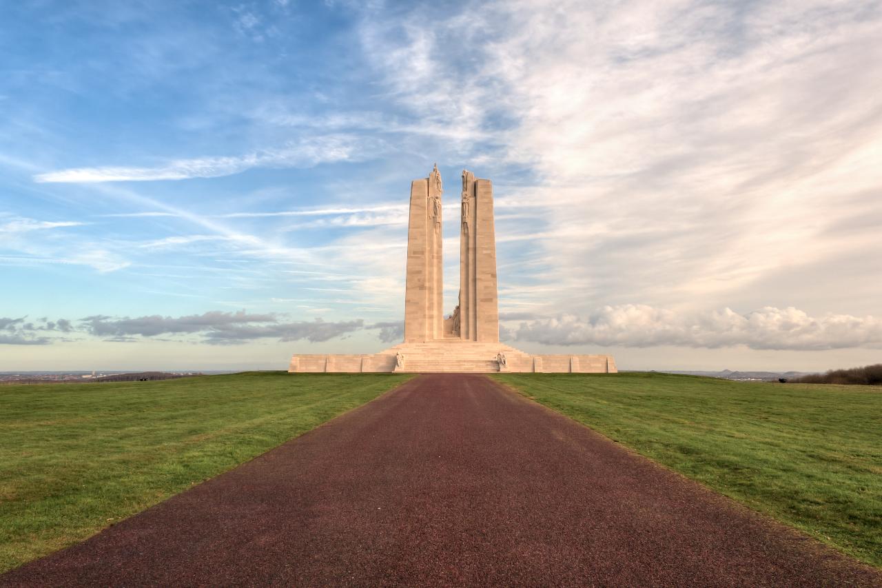 Step Back in Time: Private Tour of Somme & Vimy Battlefields from Lille