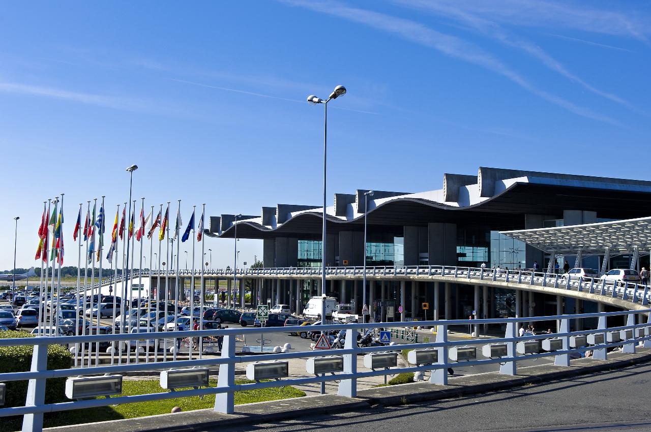Bordeaux Mérignac Private Airport Transfer | Ophorus