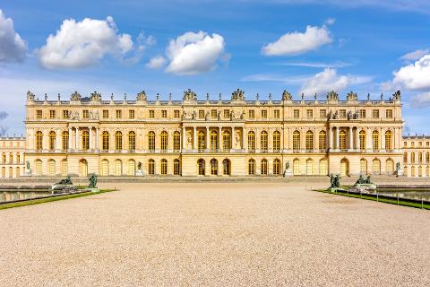 Luxury Versailles Escape: Private Tour of the Palace & Gardens