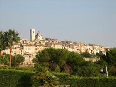 Perfume Capital & Charming Villages: Grasse, Gourdon & St Paul Cruise Excursion from Cannes 