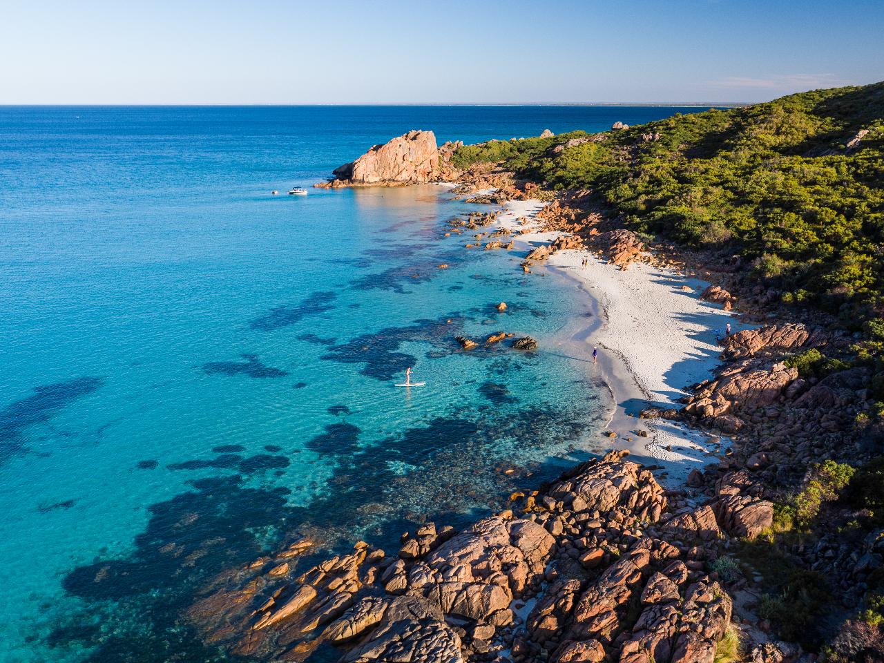 Dunsborough Coastal Escape: Tides & Tranquility