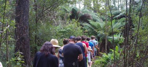 group_walking_into_Leven_Park_Reserve_March