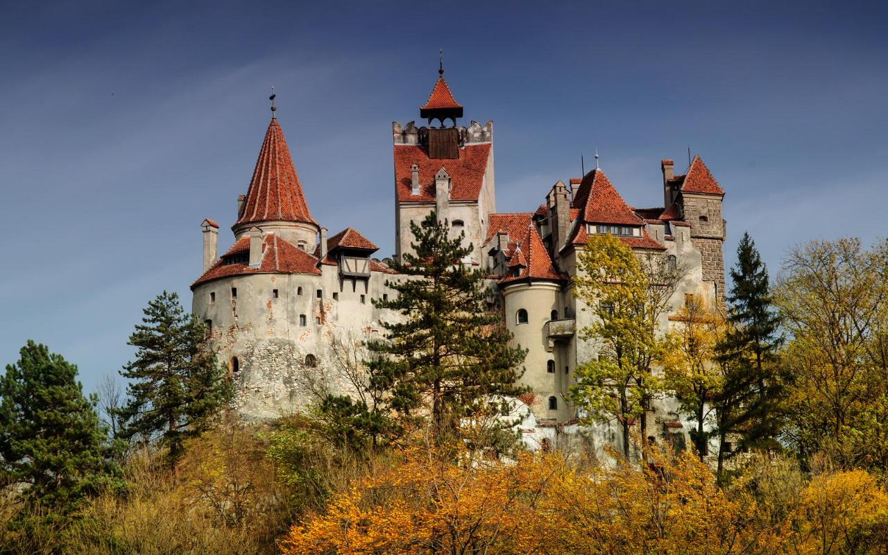 Castles of Transylvania - Private Day Tour from Bucharest
