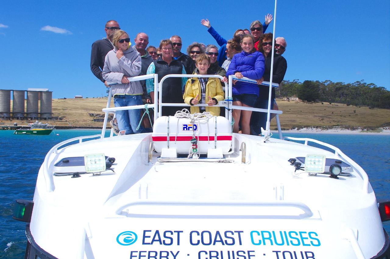 MARIA ISLAND CRUISE & WALK TOUR + HOBART SHUTTLE BUS