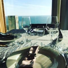 Private 2 guests Cook and Dine by the Sea with Montalto Wine 