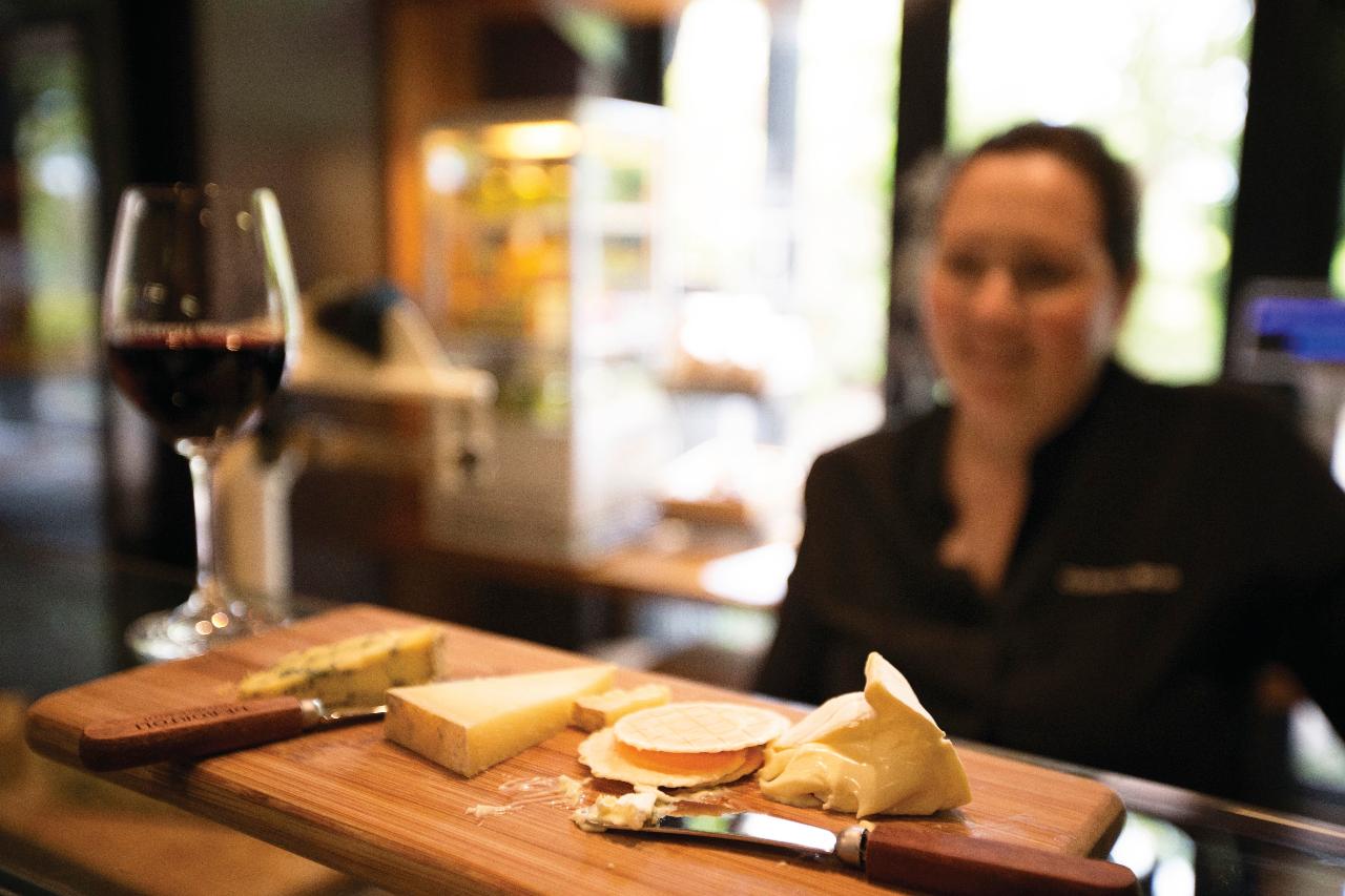 Yarra Valley Luxury 2-6 guests Cheese & Wine Pairing De Bortoli Estate