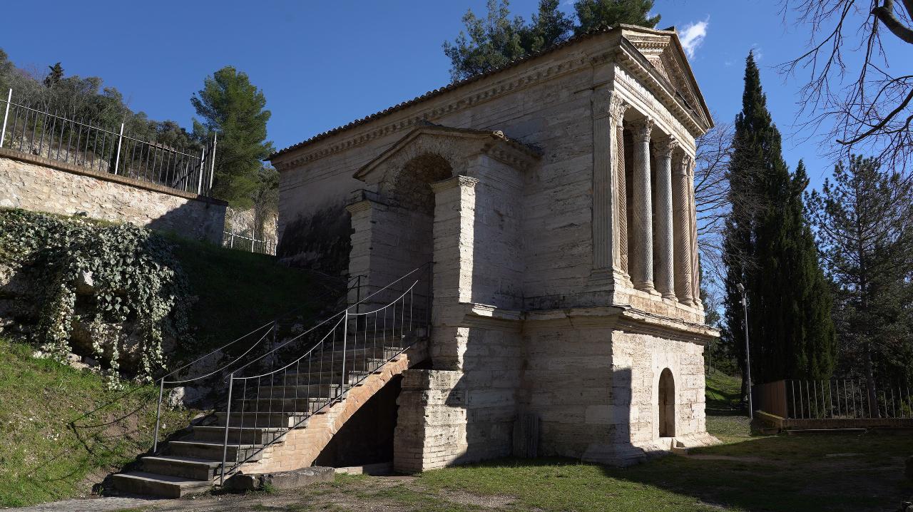 CAMPELLO SUL CLITUNNO _ Visita guidata tematica gratuita _ Il Tempietto sul Clitunno . . . un piccolo tesoro longobardo!
