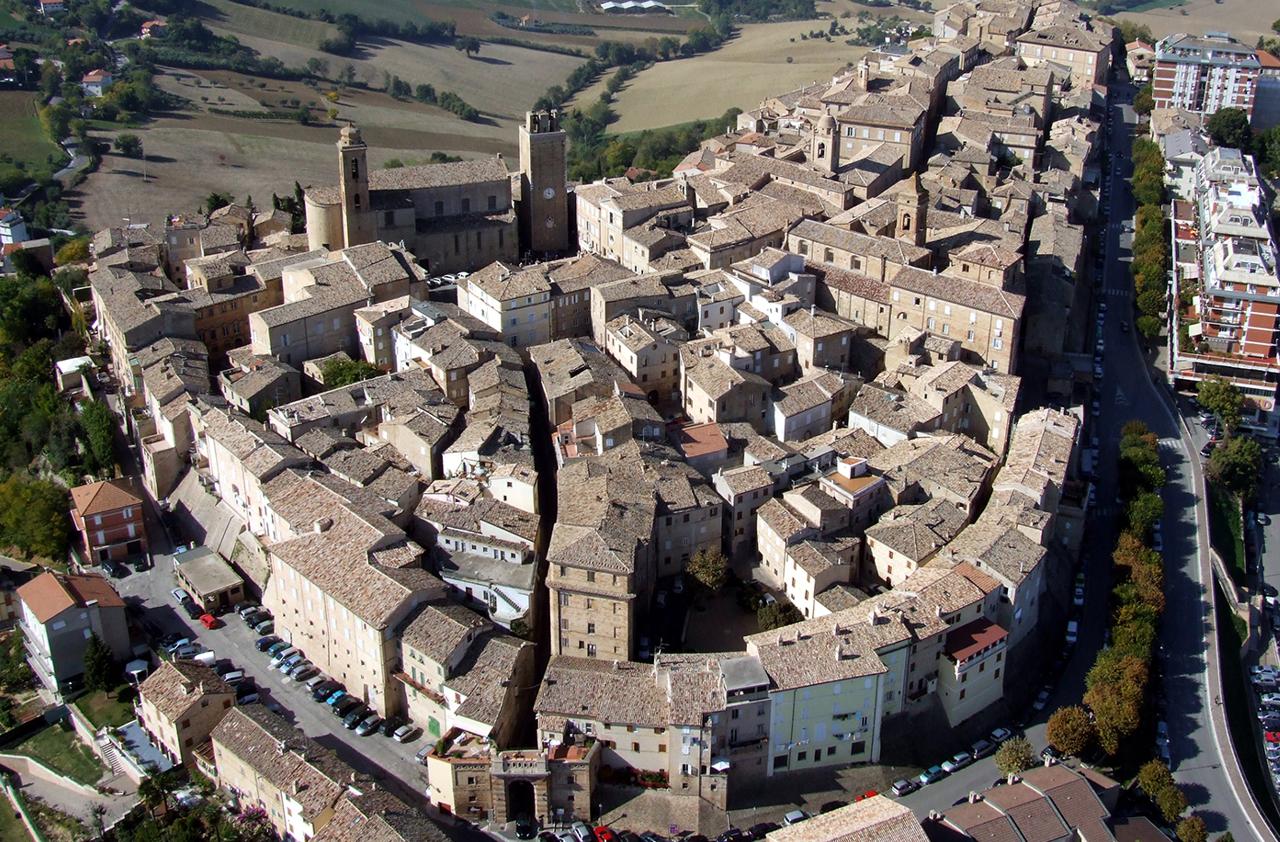 PASSEGGIATE IN CENTRO A SANT'ELPIDIO A MARE!