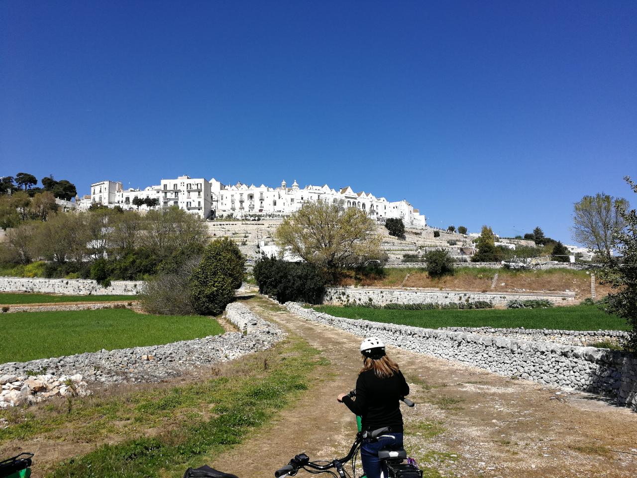 Tour in bicicletta: Dal borgo in cantina