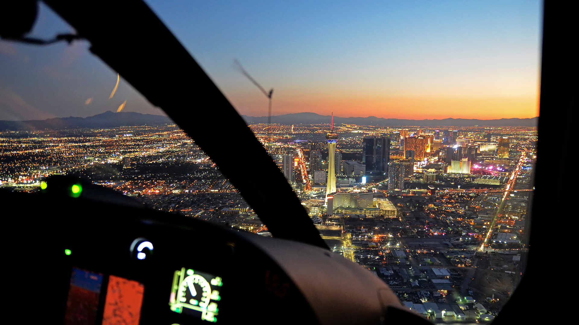 Las Vegas Strip Highlights Flight without Transfers