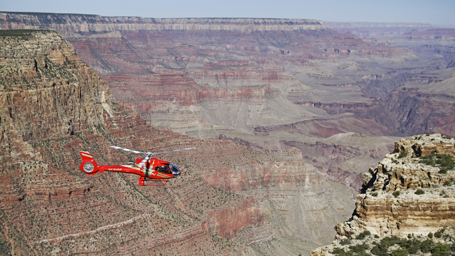 Majestic Grand Canyon National Park Flight with Hummer Tour