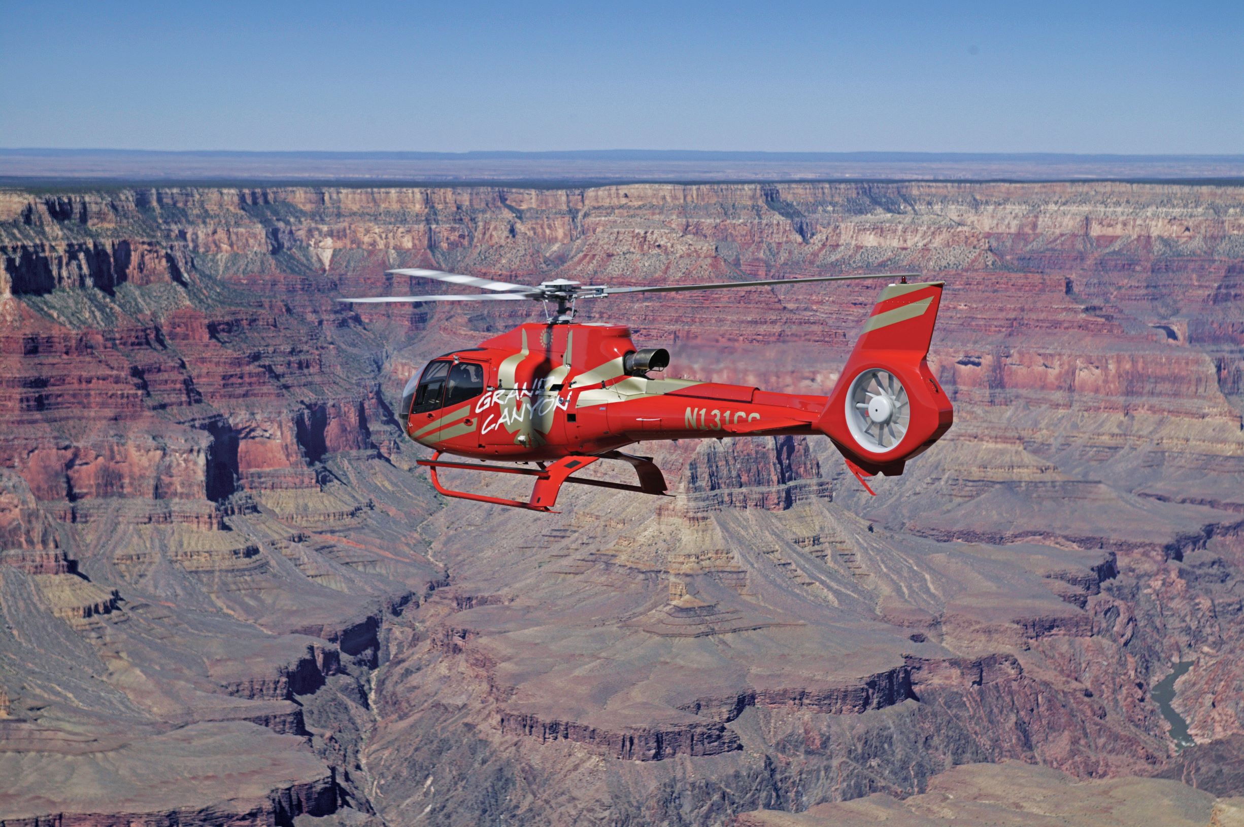 VIP at the Rim Grand Canyon Helicopter Tour with Skywalk