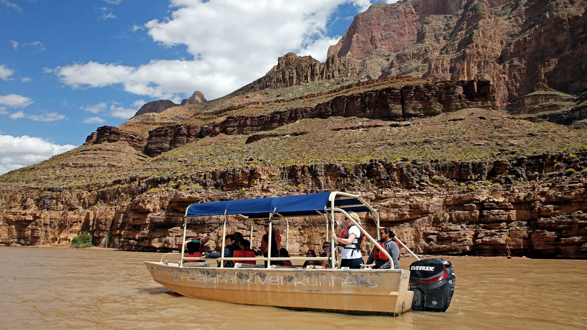 Over the Edge Grand Canyon Tour with Helicopter and Boat | Park Entrance, Meal and Skywalk Included