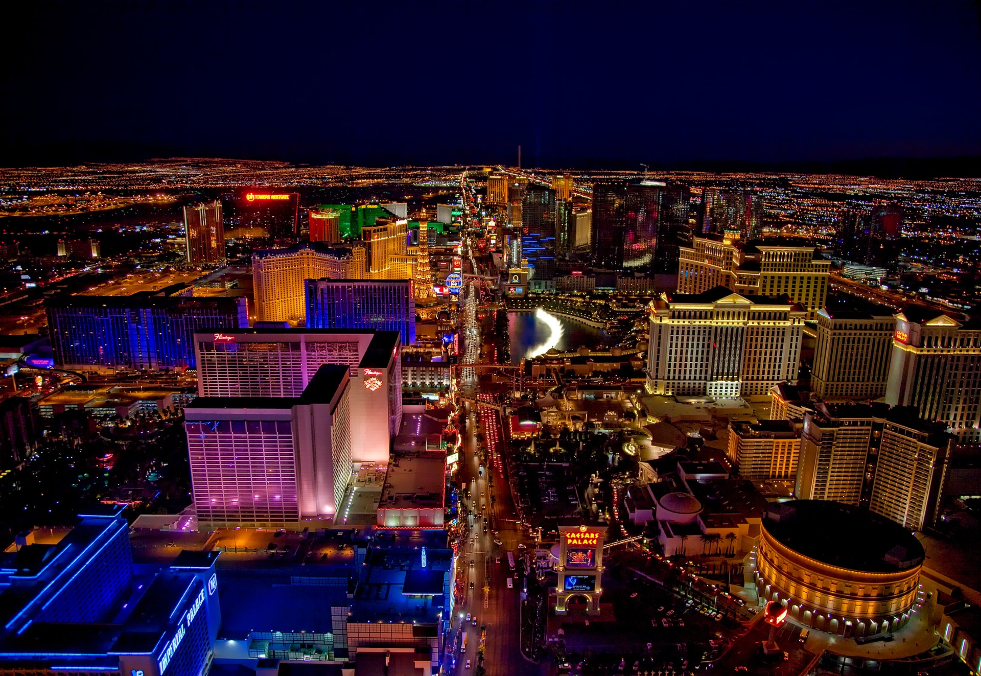 Formula 1 Las Vegas Strip Night Flight with Transfers