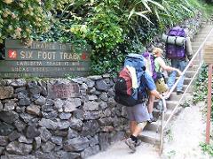 Six Foot Track Shuttle - Jenolan Caves to Katoomba