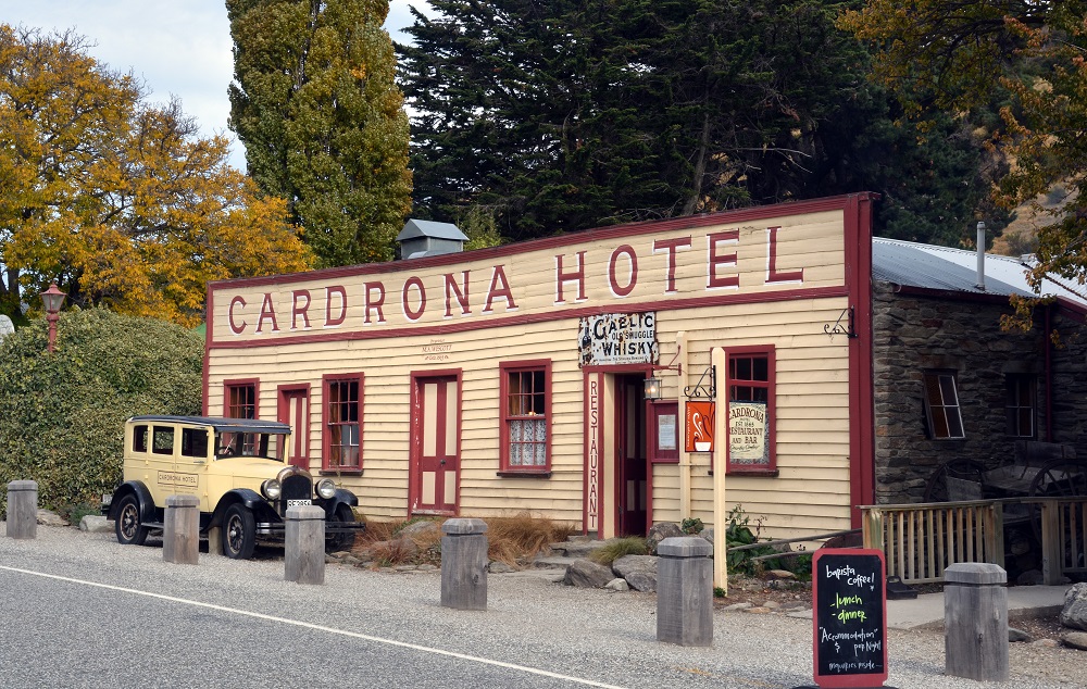 The Cardrona Hotel and More: 4.5 hours