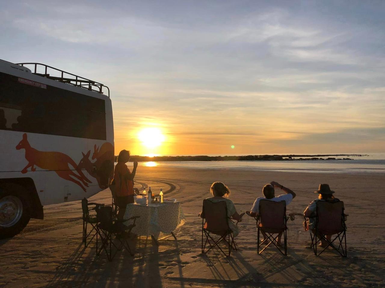 BROOME - Half Day Afternoon Town Tour with Cable Beach and Sunset 
