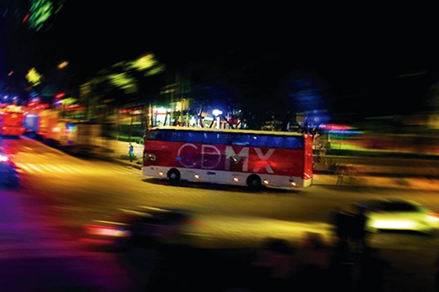 NIGHT TOUR