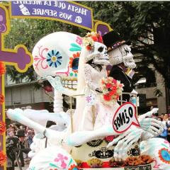 Mega Procesión de Catrinas 