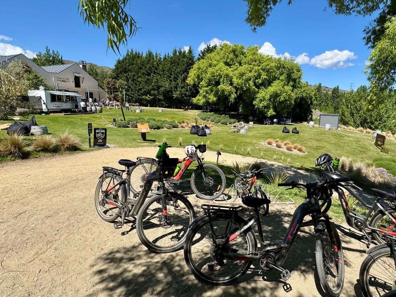 Kiwi Journeys: Lake Dunstan & Bannockburn Inlet Sojourn with Lunch — Bannockburn