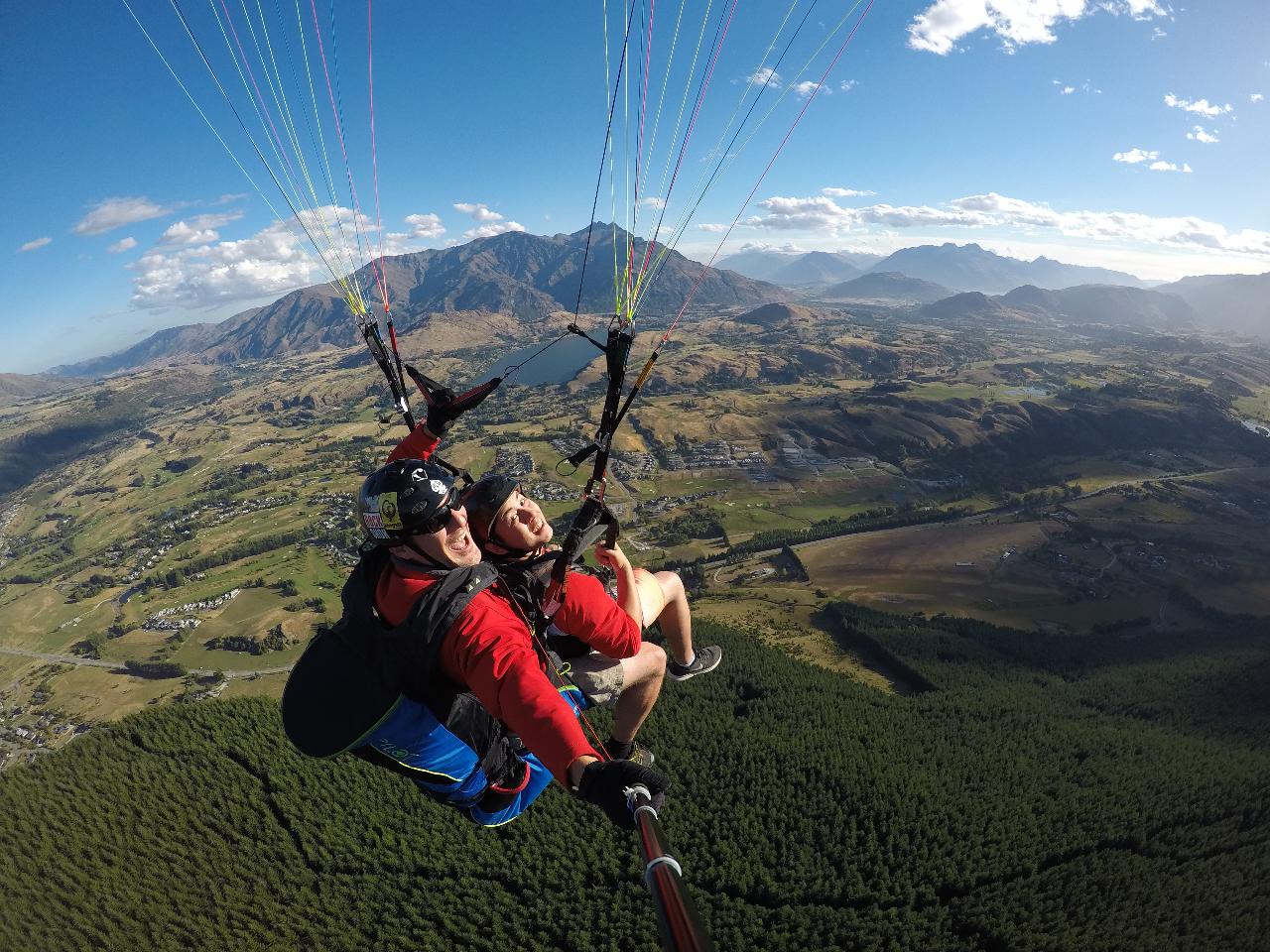 Gliding and Hang Gliding Combo - Weekend Getaways NZ Reservations