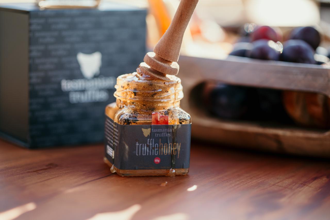 Truffle tour and tasting with TasTruffles Off the Table & Gourmania