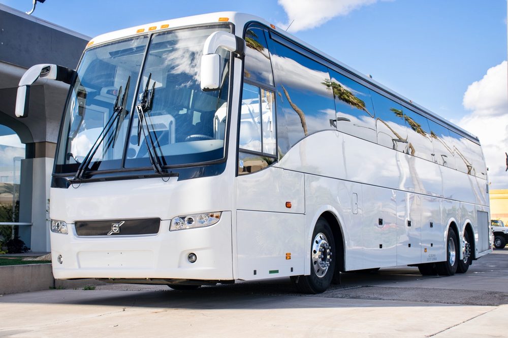 56 PASSENGER MOTOR COACH - Hourly Charter SUPER BOWL SPECIAL EVENT