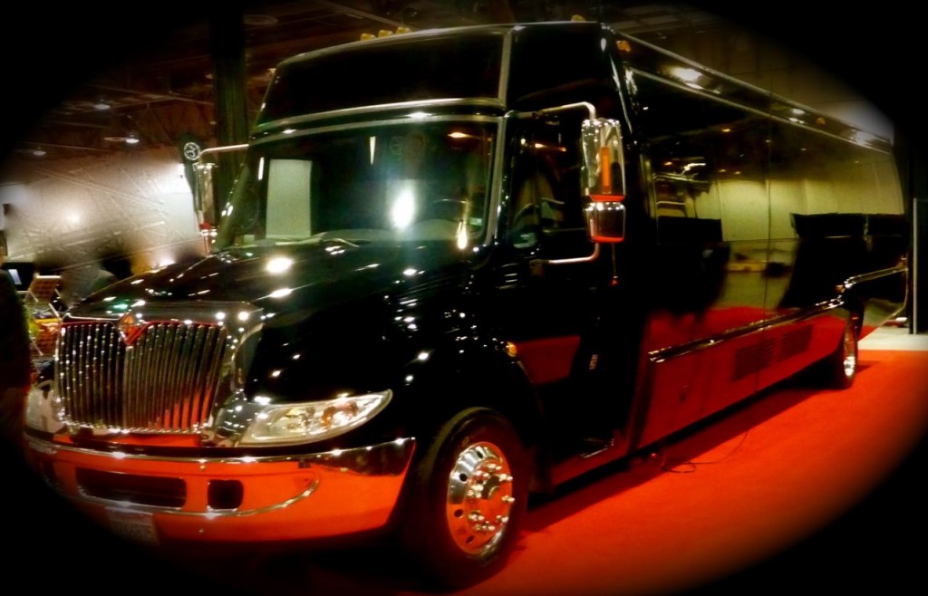 25 PASSENGER PARTY BUS - Hourly Charter TUCSON