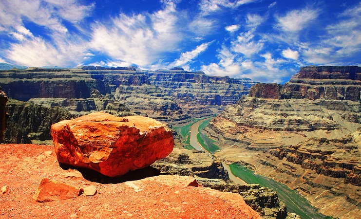 FULL DAY GRAND CANYON SOUTH RIM TOUR FROM PHOENIX - LIMO TOUR