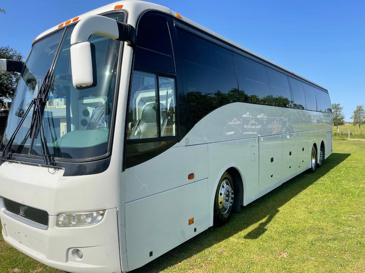 56 PASSENGER MOTOR COACH - Hourly Charter SAN FRANCISCO