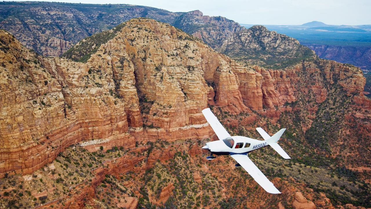 SEDONA SCENIC AERIAL TOUR FROM PHOENIX - PRIVATE TOUR