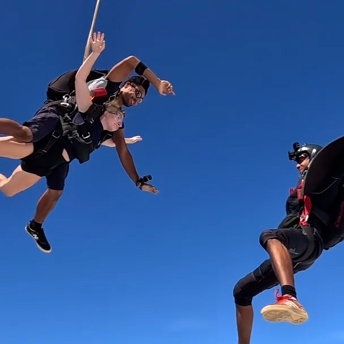 Skydive Whitehaven Beach with Ultimate Video Package