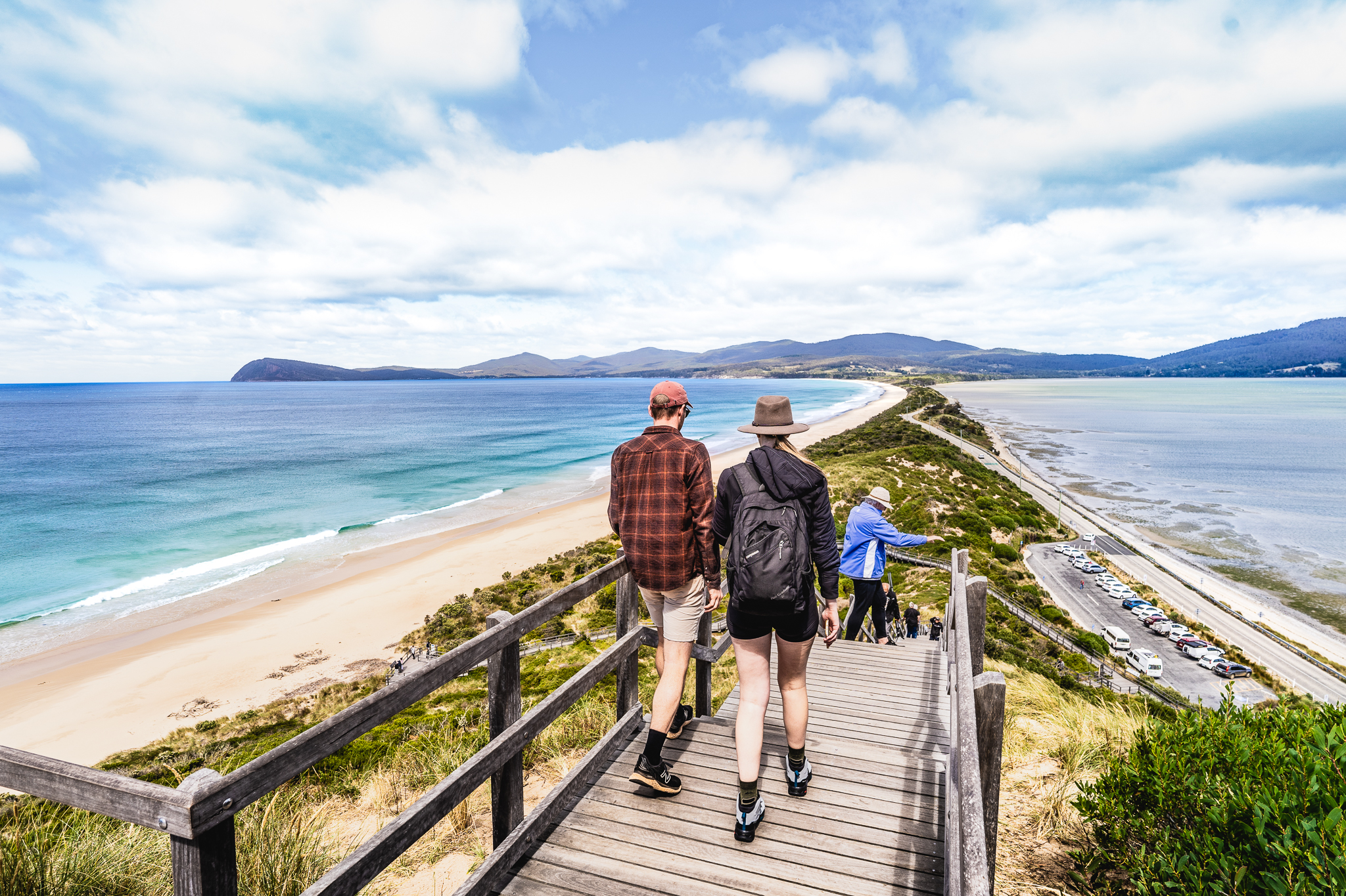 Bruny Island Safaris - Foods, Sightseeing and Lighthouse Tour