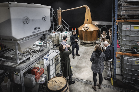 Distillery Tours Tasmania – Private Guided Tours departing from Hobart, includes Lunch and Mega Tastings Tasmania Australia