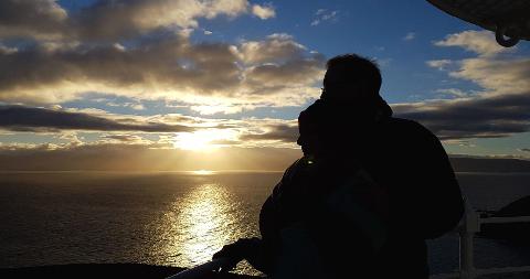 Cape Bruny Lighthouse Sunset Tour – Bruny Island Tasmania Australia