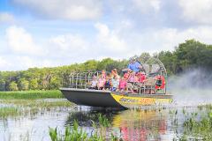 30 Minute Airboat Tour & Gator Park Admission