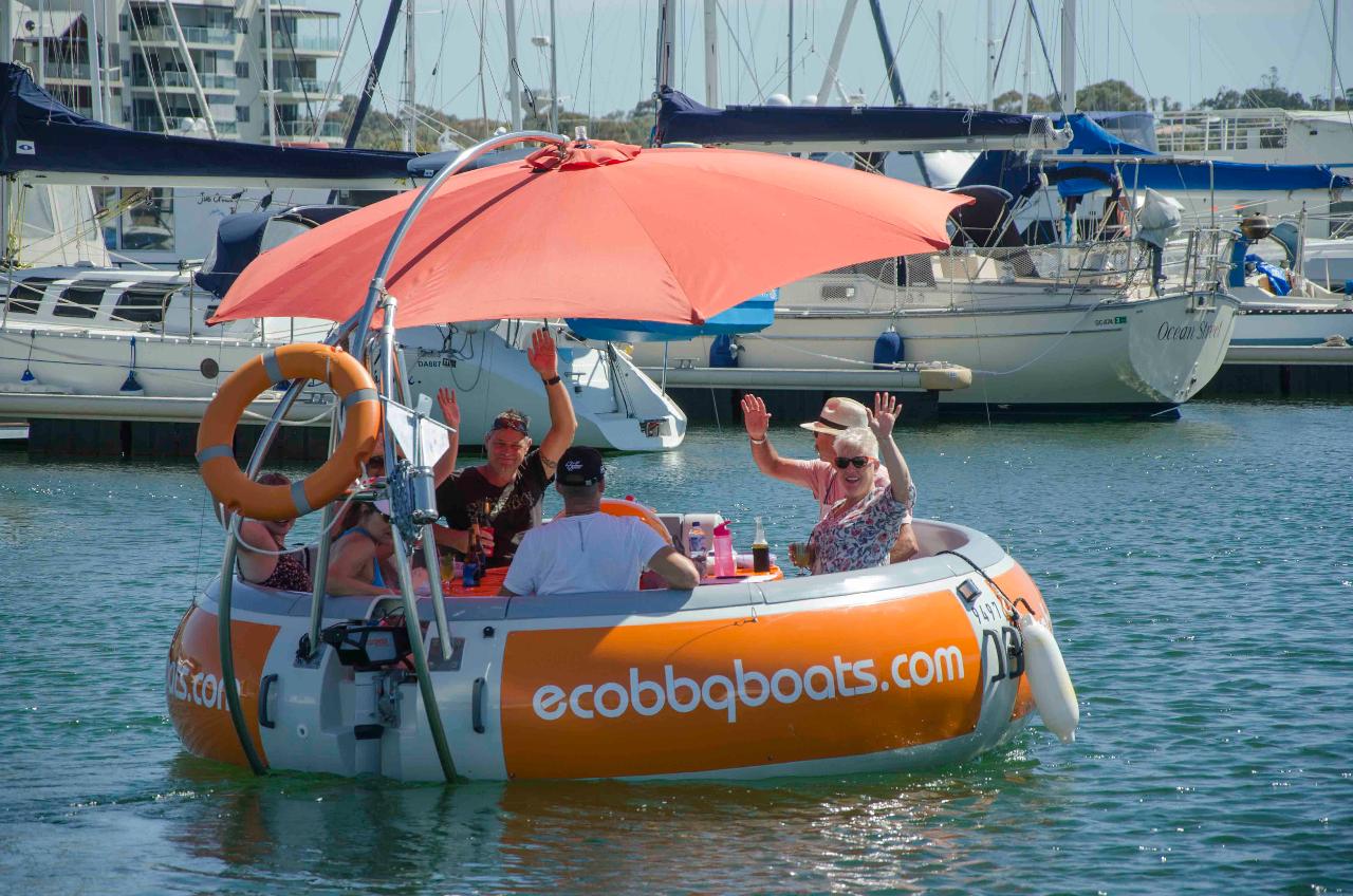 Self-Drive BBQ Boat Hire Mandurah - 10 seater Boat