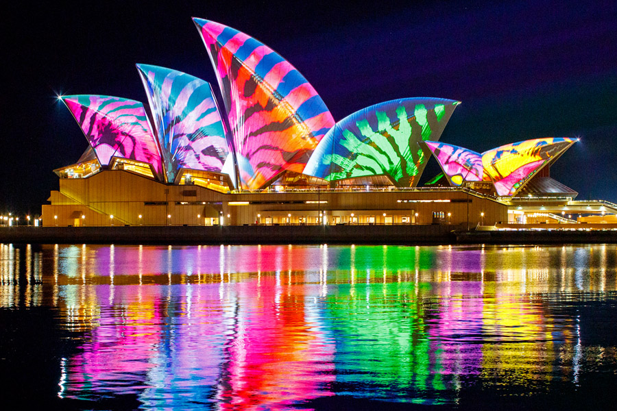 Sydney Harbour Vivid Sydney Cruise - Harbourside Cruises Reservations