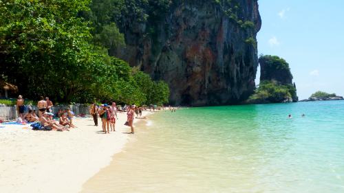 4 Islands Day Trip via Speedboat