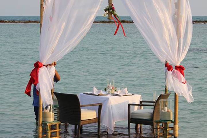 Romantic Dinner for 2 On the Beach - 7 Course - Regent Hotel Chaweng beach – 06.30pm