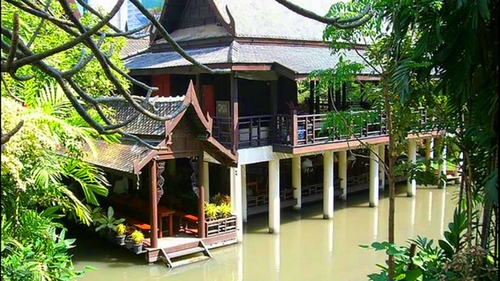 Jim Thompson's House & Suan Pakkard Palace Private Tour v2