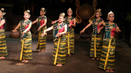 Floating Market with Long-Tail Boat & Thai Village Tour