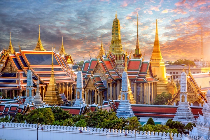 Private Grand Palace Complex Tour with Personal Guide - 07.30am