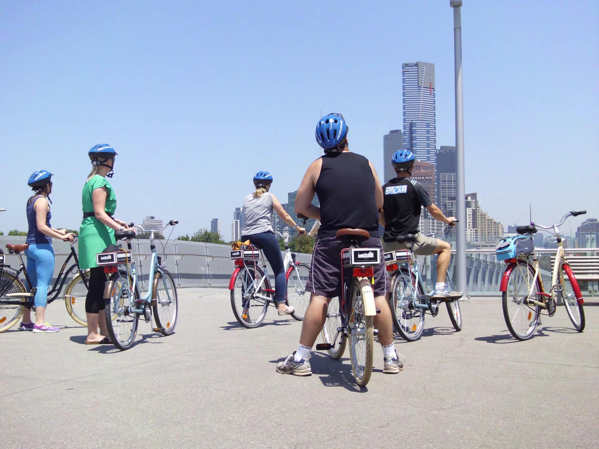 Melbourne City Bike Tour including coffee and drinks