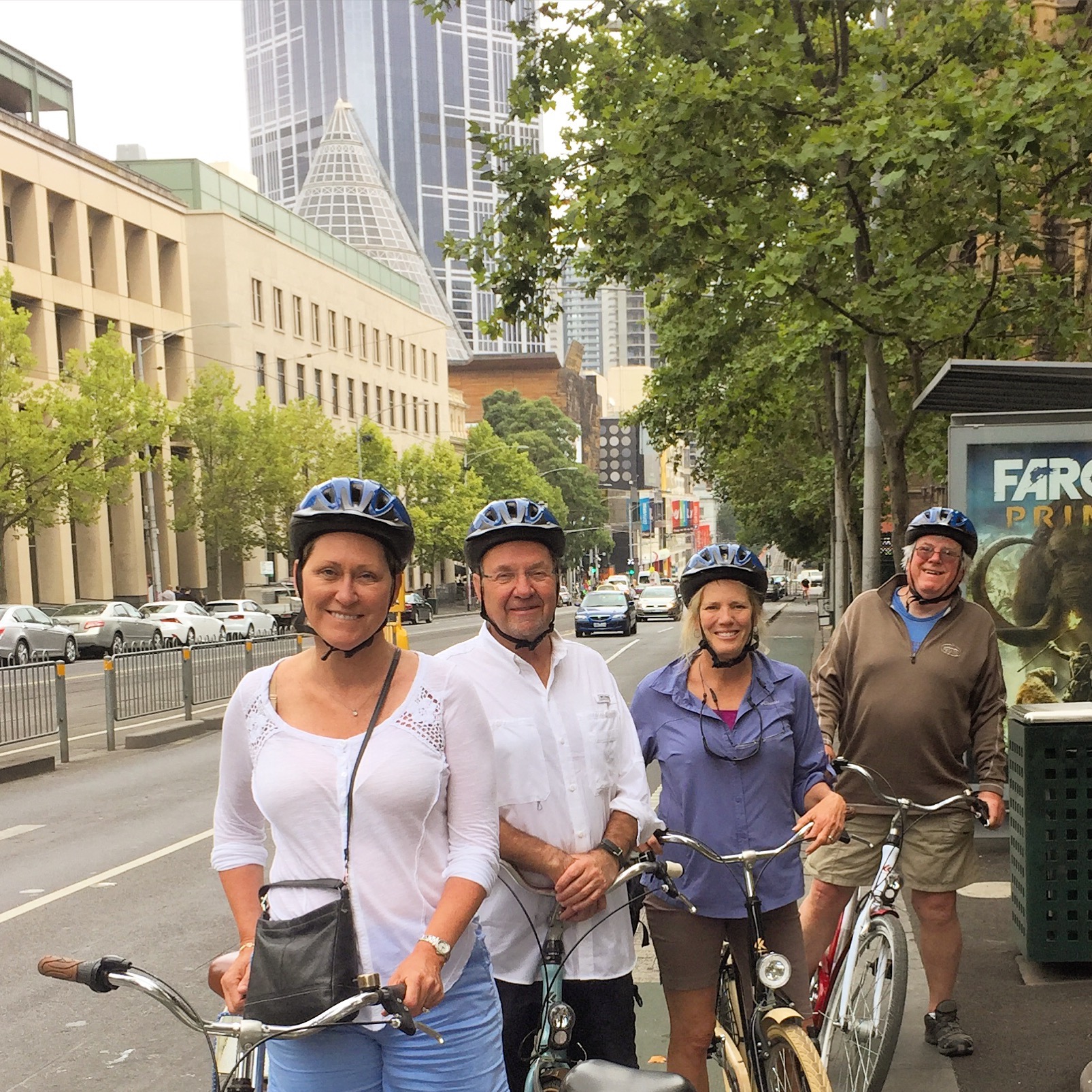 Melbourne City Bike Tour including coffee and drinks