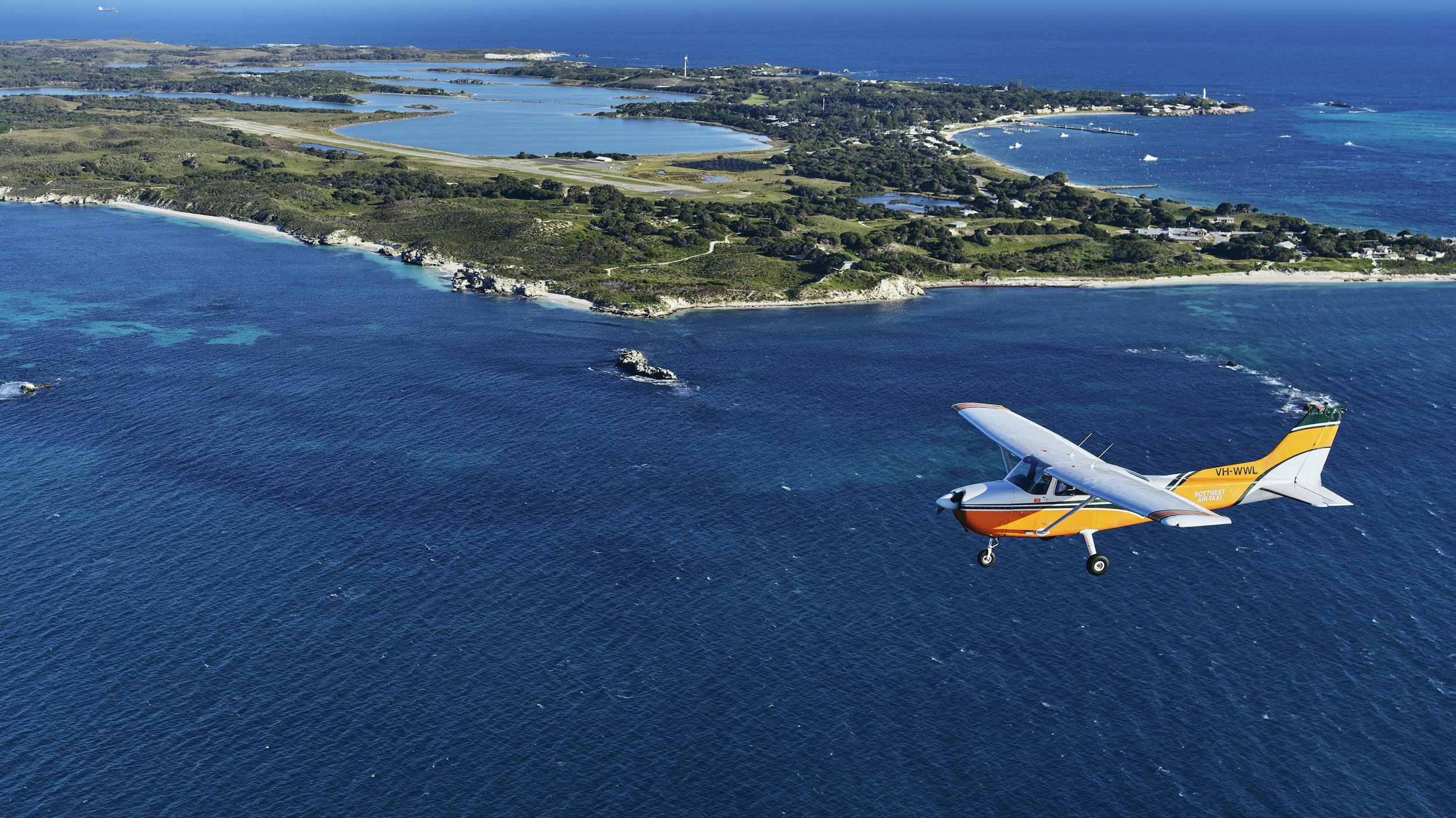 ○ Rottnest Island 10-minute Scenic Joy Flight