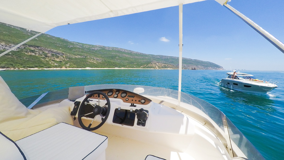 Ocean Bliss: Full Day Arrábida Yacht Shared Tour